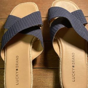 Navy Lucky Brand Platform Sandals. Great condition. Worn once. 7m. Navy in color